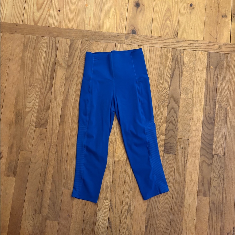 New with tags Sweaty Betty Power Leggings in Bold Blue